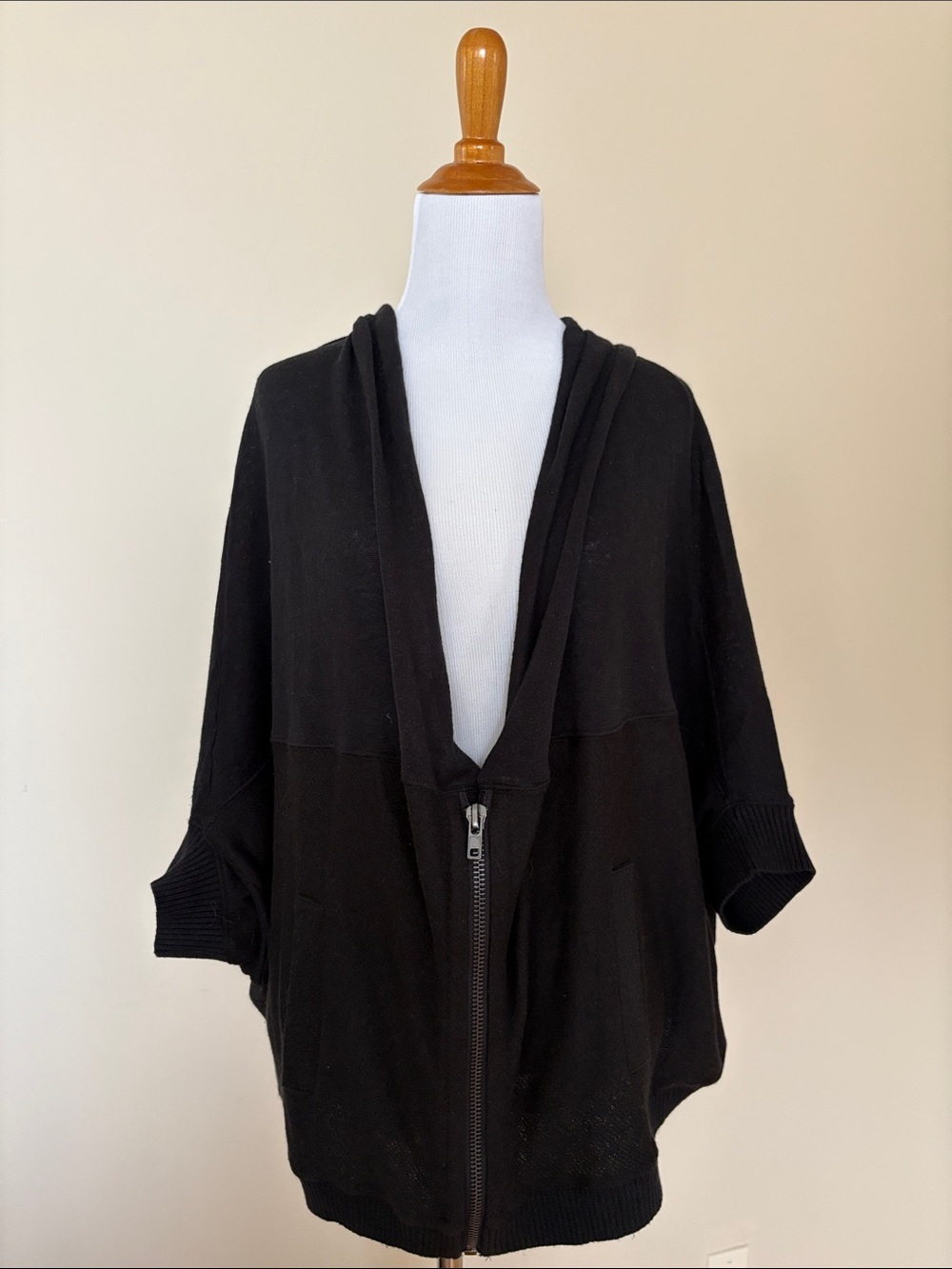 New Anthropology Moth Brand Women's Oversized Black Zip-Front Cardigan Sweater